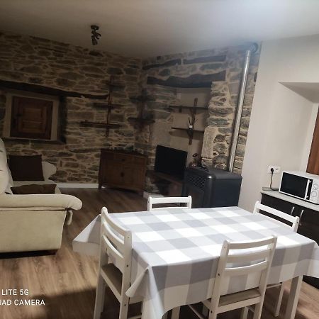 Casa Marina Apartment Puebla de Sanabria Bagian luar foto